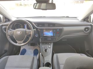 TOYOTA AURIS HYBRID 1.8 140H AUTOMÁTICO