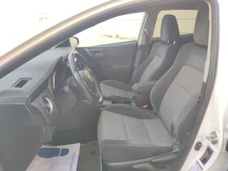 TOYOTA AURIS HYBRID 1.8 140H AUTOMÁTICO