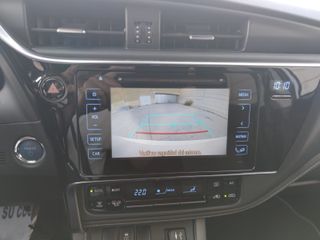 TOYOTA AURIS HYBRID 1.8 140H AUTOMÁTICO