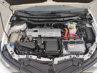 TOYOTA AURIS HYBRID 1.8 140H AUTOMÁTICO
