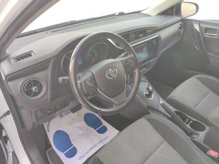 TOYOTA AURIS HYBRID 1.8 140H AUTOMÁTICO