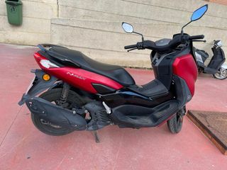 Yamaha Nmax 125cc Roja