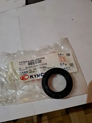 Kymco Agility 125cc y otras Retén Aceite