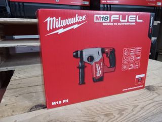 Milwaukee M18 FH-0 martillo de 2,5J sin maleta