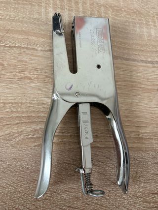 Grapadora Rapid Classic 7 Metálica