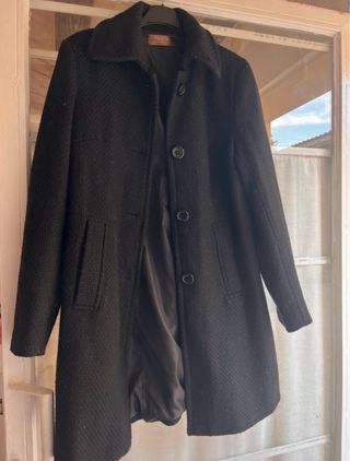 Abrigo negro mujer