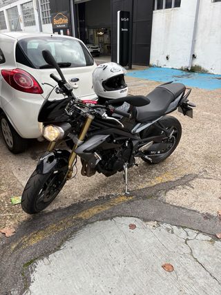 Triumph Street Triple ABS