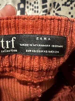 Minigonna Zara in velluto marrone