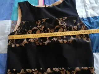 Vestito elegante longuette, interamente foderato