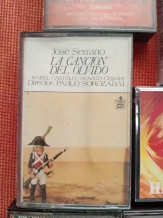 Cassettes Himnos,marchas militares...2 € unidad.