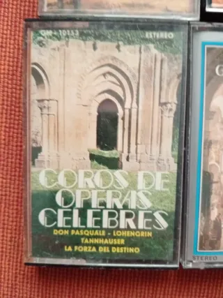 Cassettes Himnos,marchas militares...2 € unidad.