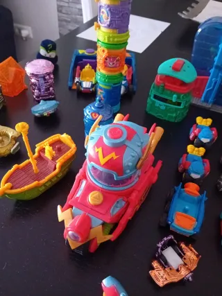 Super Zings y Zoomblibgs