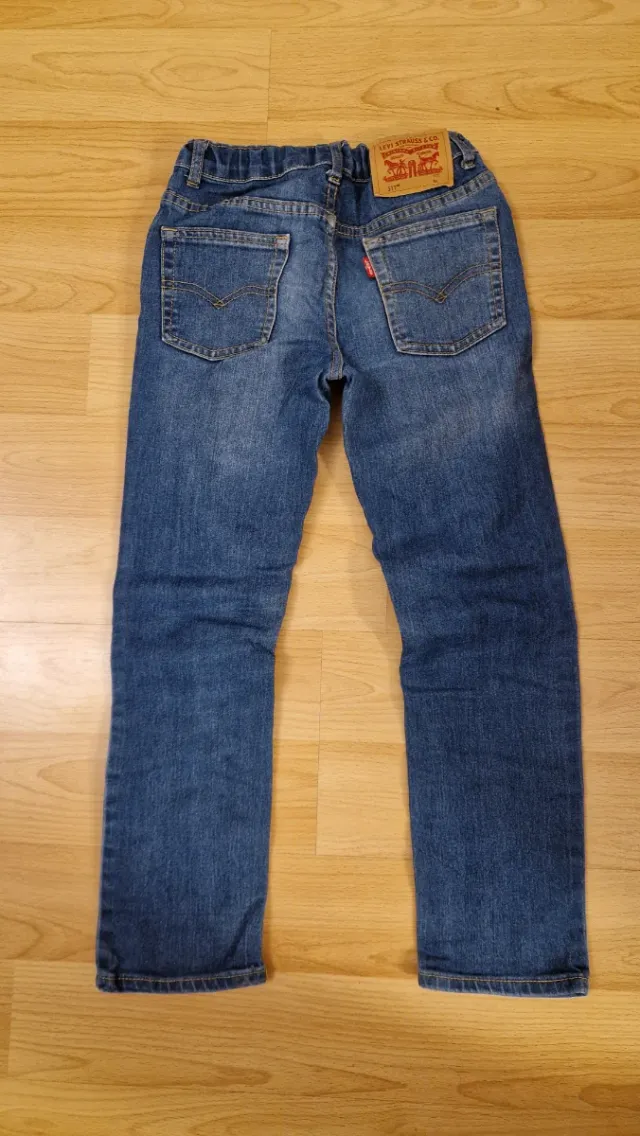 Pantalones vaqueros Levi's talla 128 cms 7-8 años