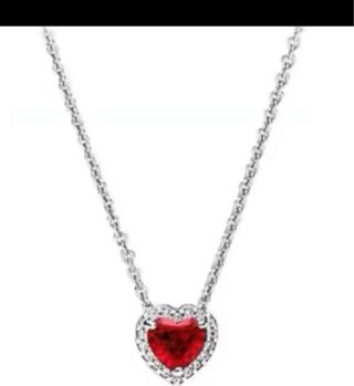 oferta collar modelo Pandora plata corazón