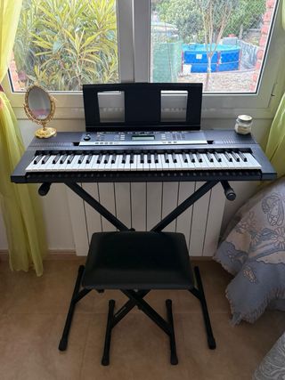 Yamaha E243 Teclado Electrónico