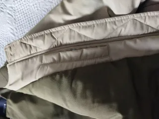 Cazadora Zara Beige y Verde Talla xs