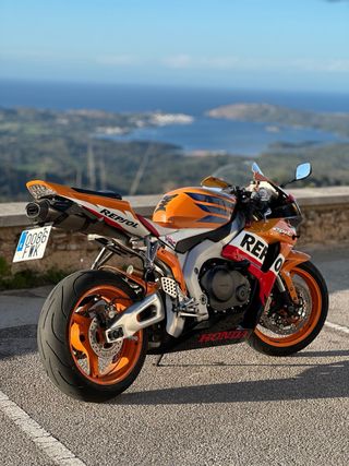 Moto Honda CBR Fireblade Naranja