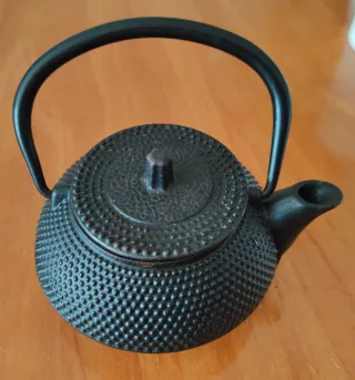 Tetera Japonesa de hierro fundido para infusiones