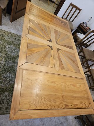 Mesa de comedor de madera extensible