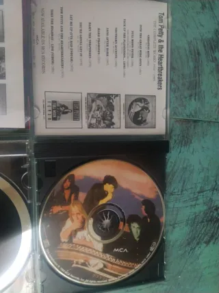 Lote 3 CDs uno doble. Rock Americano/Canadiense