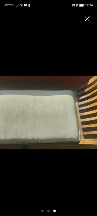 Banco de madera para pie de cama.