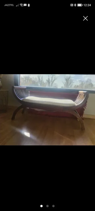 Banco de madera para pie de cama.