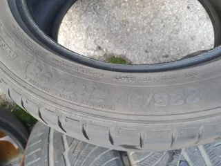 Neumático 225/50 ZR17 98