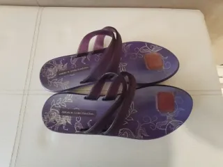 Sandalias Ipanema Moradas y Marrones