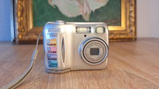 Nikon Coolpix 2200 - Cámara digital de 2 MP