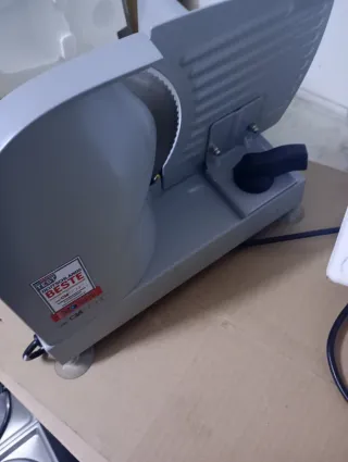 Cortafiambres Eléctrico