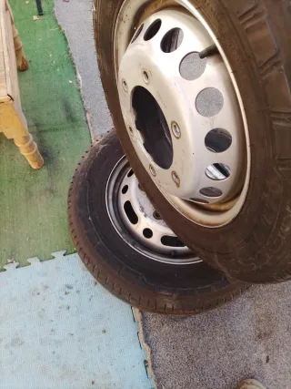 2Neumáticos y llantas Mercedes Sprinter