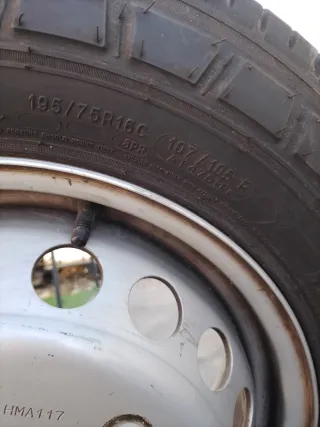 2Neumáticos y llantas Mercedes Sprinter