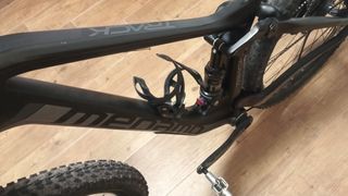 megamo track 10 talla S