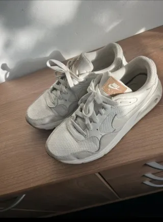 Nike Air Beige/Blanco