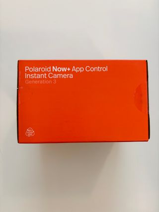 Polaroid NOW PLUS roja + 1 cartucho itype
