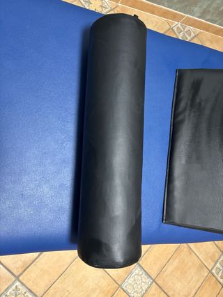 Cojín cuña fisioterapia y rulo sin apenas uso.