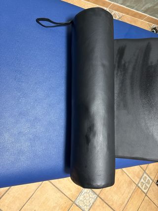 Cojín cuña fisioterapia y rulo sin apenas uso.