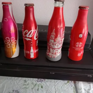 Set di bottiglie da collezione Coca-Cola e Cabreiroá