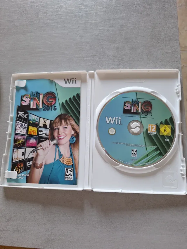 Juego Wii Let's Sing 2015 Karaoke