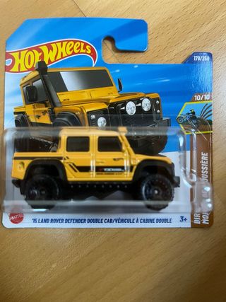Hot Wheels 15 Land Rover Defender Double Cab