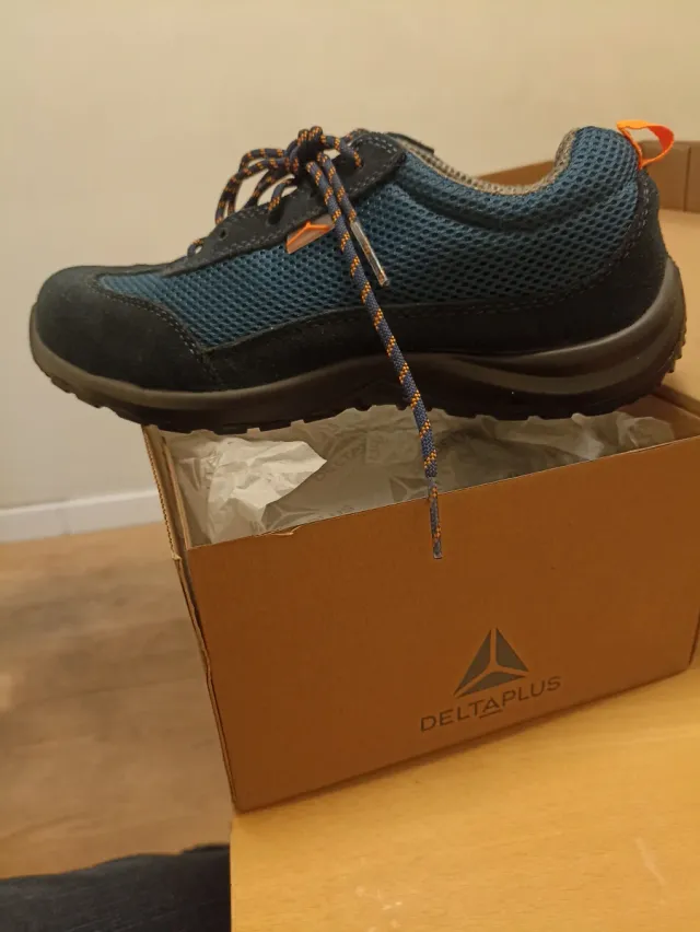 Zapatos seguridad punta acero DELTA PLUS