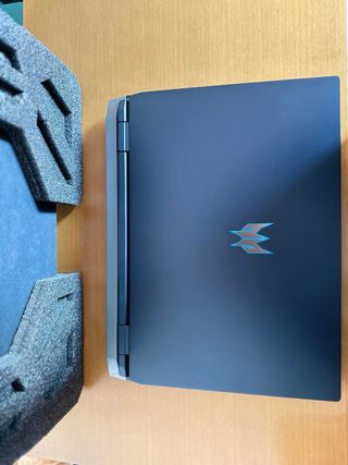 Acer predator helios 300 RTX 3070 schermo 2k QHD