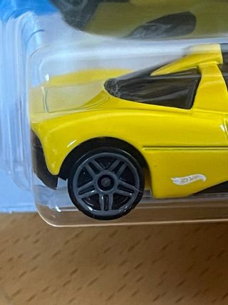 Hot Wheels Gordon Murray Automotive T.33