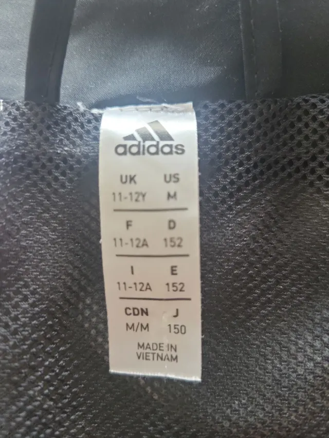 Chubasquero Celta de Vigo Adidas talla 11-12