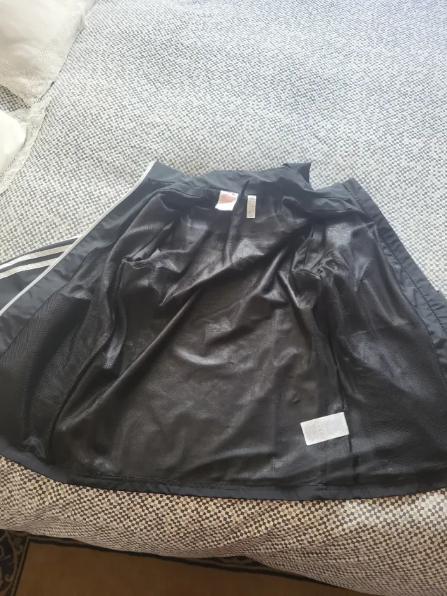 Chubasquero Celta de Vigo Adidas talla 11-12