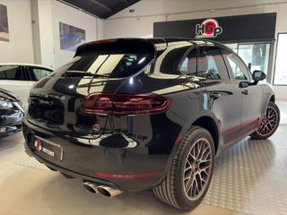 Porsche Macan S