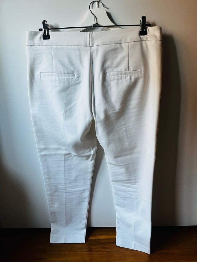 Pantalón chino blanco Mango