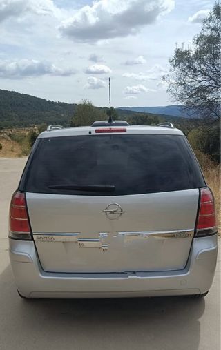 Opel Zafira 2005
