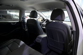 Hyundai IONIQ   1.6 GDI PHEV Klass DCT