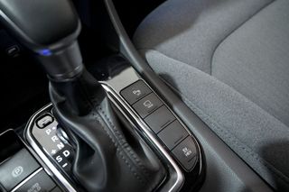 Hyundai IONIQ   1.6 GDI PHEV Klass DCT